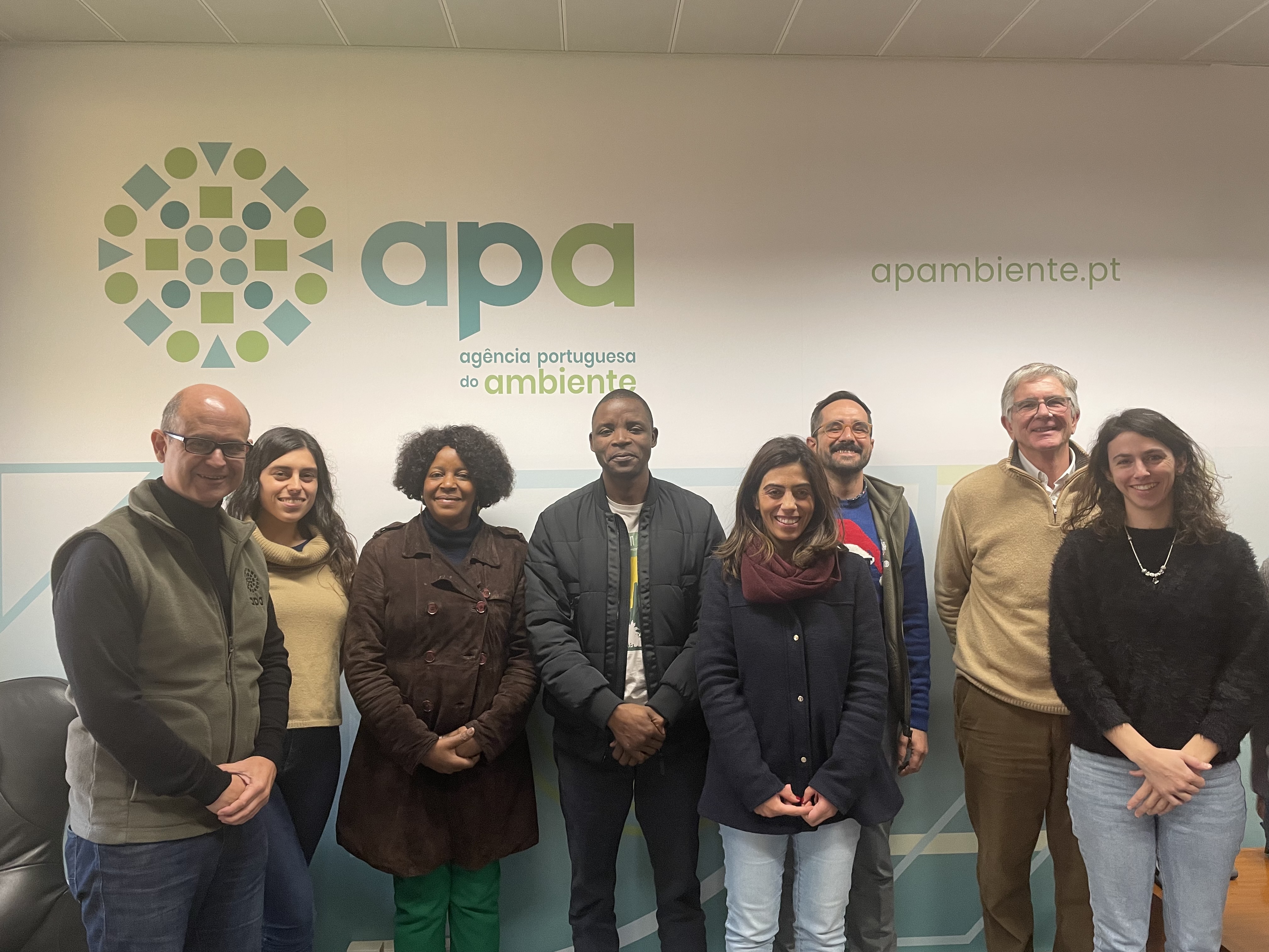 Foto troca de experiências entre Portugal e Moçambique em matérias de regulação em proteção radiológica